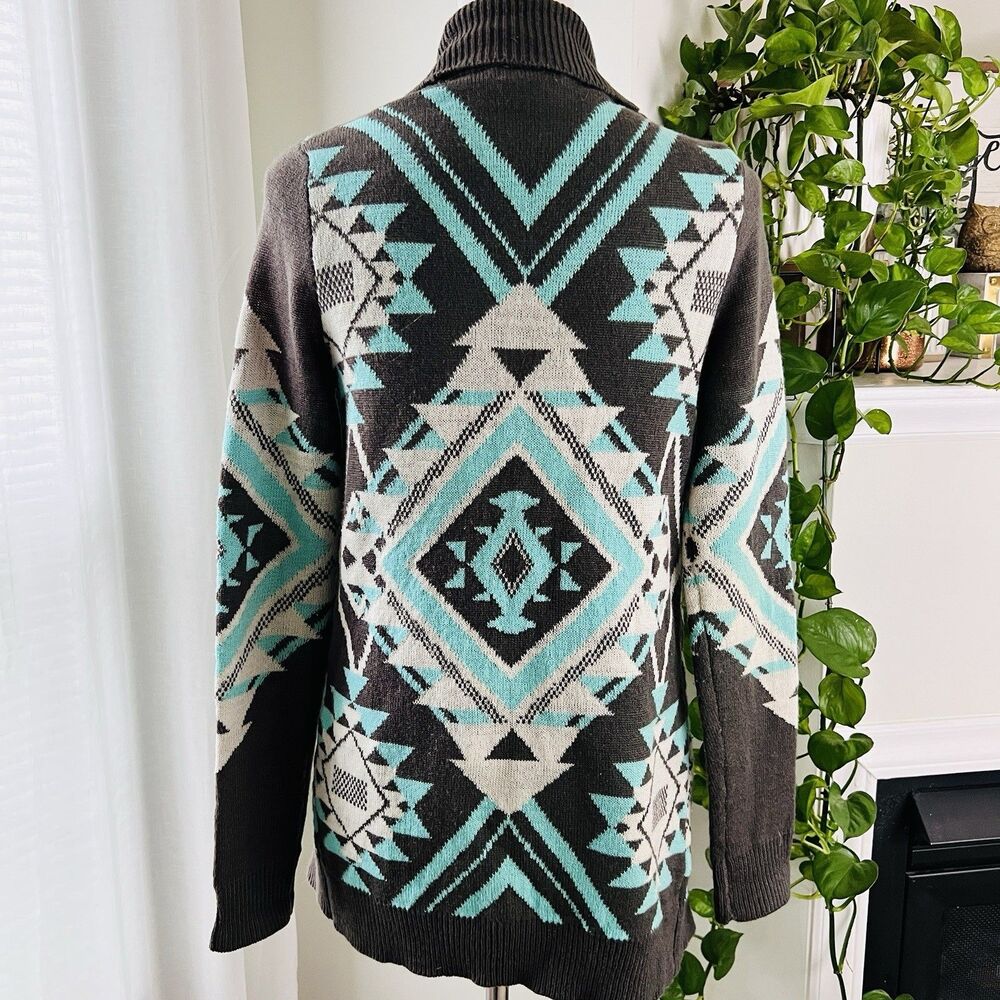 Eddie Bauer Turquoise and Gray Aztec Patterned Cardigan Sweater. Size M. EUC. - Picture 7 of 9